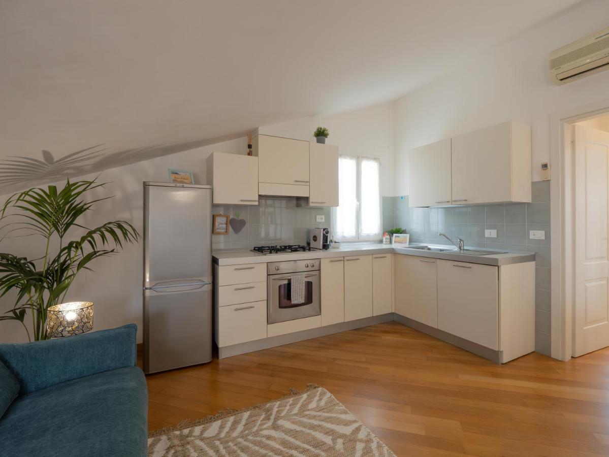 Appartamento Mimosa "A Casa Felice" ปิเอตราลิกูเร ภายนอก รูปภาพ